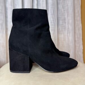 Sam Edelman Taye Black suede bootie 8